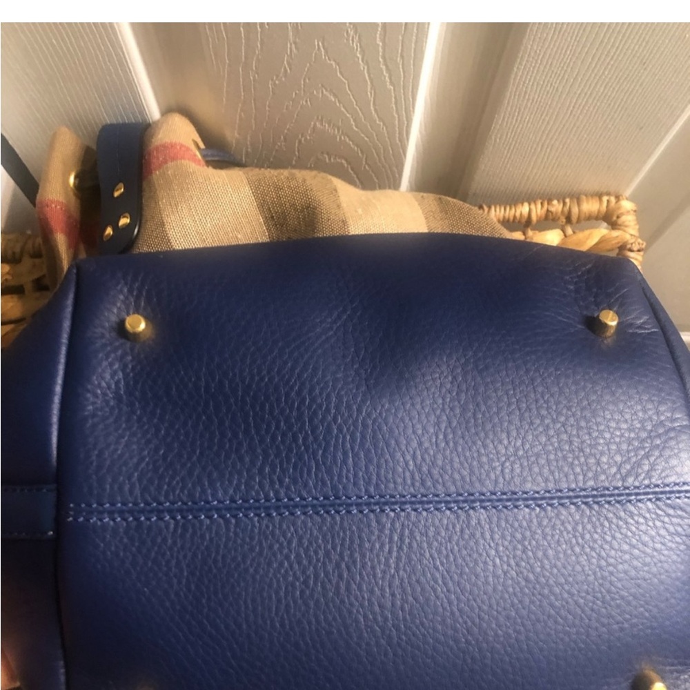 Burberry Mega Check Tassel Heston Tote - Picture 3 of 9